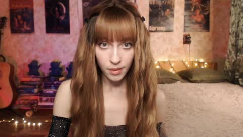 ellie_friendly online show from December 2, 2024, 12:09 pm