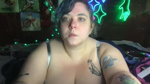 Ellie Louise online show from January 5, 2025, 3:08 am