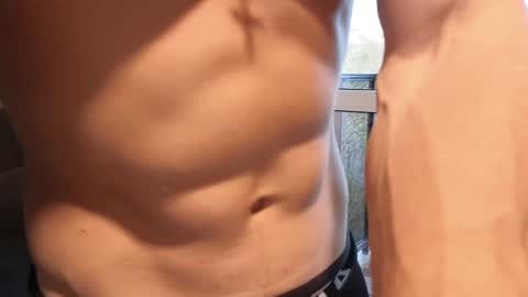 elliot_muscle02 online show from December 10, 2024, 6:59 am