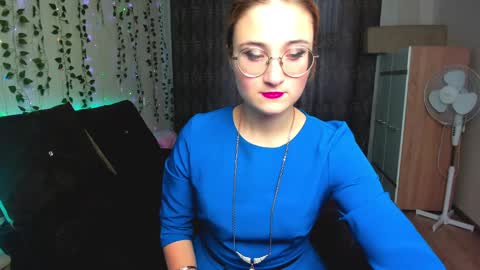 elsa_hot_here online show from November 22, 2024, 9:14 am