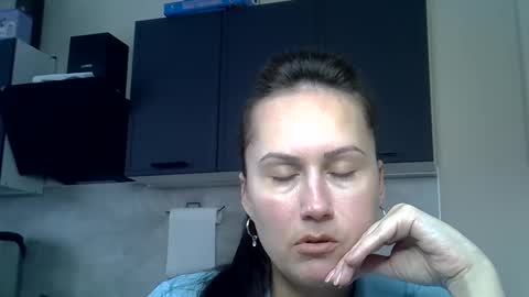 ember_veil online show from February 11, 2025, 8:33 am