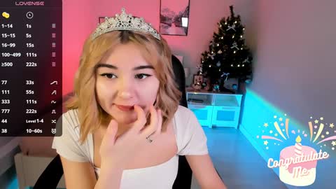  Emily  follow me  online show from January 6, 2025, 9:53 pm