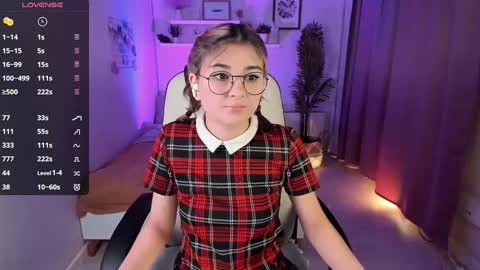  Emily  follow me  online show from January 19, 2025, 5:47 pm