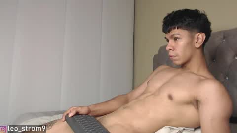 emile_239 online show from January 7, 2025, 3:27 am