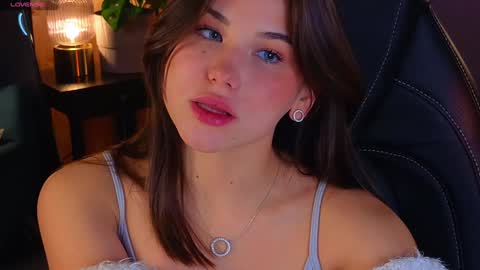 emilia_dream online show from November 21, 2024, 3:24 pm