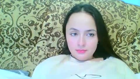 emily_morning_dew online show from November 20, 2024, 11:15 am