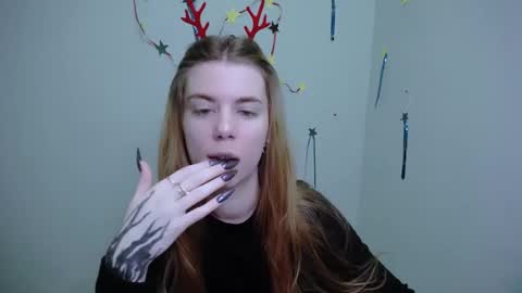 Emily online show from December 25, 2024, 7:37 am