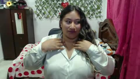 Emily Cortez online show from November 26, 2024, 11:57 pm