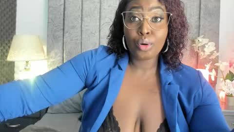 emilyrojas online show from November 15, 2024, 1:11 pm