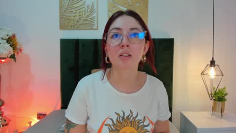 Emilyy Watson online show from December 29, 2024, 2:12 pm