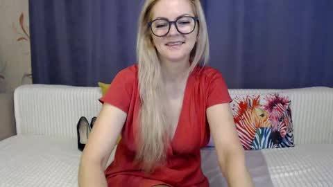 Emily Zest online show from November 13, 2024, 3:40 am