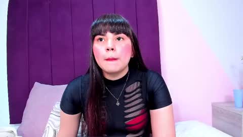 emma_foxx11 online show from January 4, 2025, 3:08 am