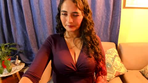  emma luxy online show from January 18, 2025, 5:42 am