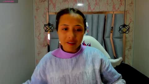 emma_naughty06 online show from January 6, 2025, 1:03 pm