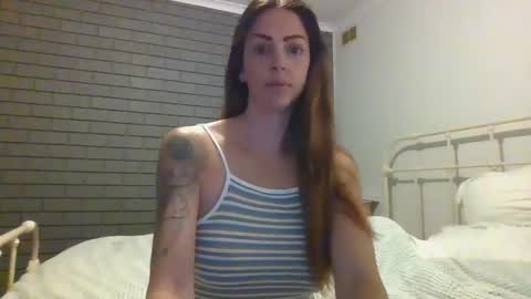 Emma Dilemma - been MIA recently coming back v soon xoxo online show from November 30, 2024, 9:48 am