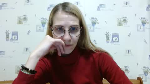 emmakriss online show from January 8, 2025, 9:04 pm