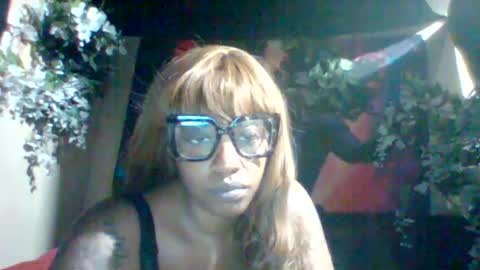 empress_ivy_cashxx online show from January 12, 2025, 1:30 am