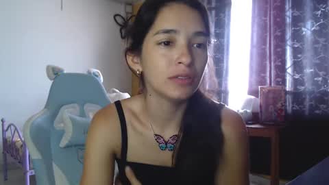 erina_1 online show from January 13, 2025, 4:47 pm