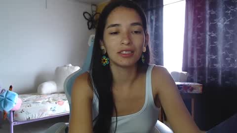 erina_1 online show from December 28, 2024, 5:12 pm