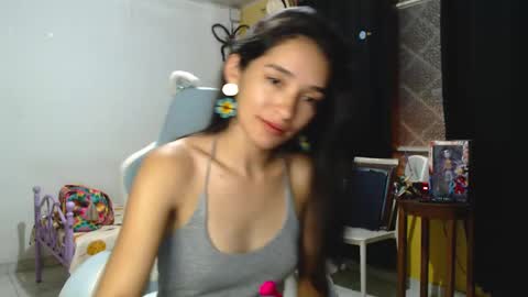 erina_1 online show from December 17, 2024, 3:01 am