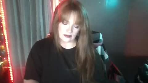 Erinlove online show from January 8, 2025, 4:02 am