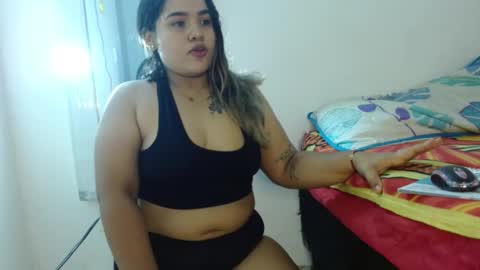 erofenix_15 online show from January 30, 2025, 3:46 am