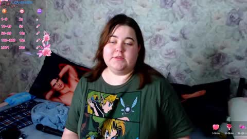 estelle_hicks online show from December 8, 2024, 6:13 pm