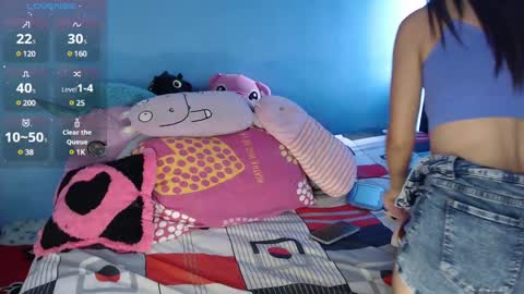 estrella_petite online show from January 16, 2025, 7:25 pm