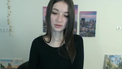 eva_eldis online show from January 23, 2025, 2:12 pm