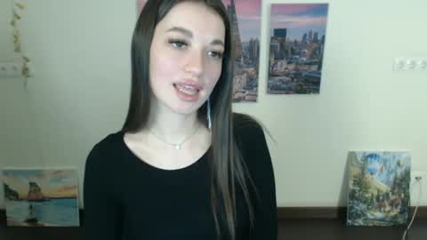 eva_eldis online show from January 21, 2025, 3:26 pm