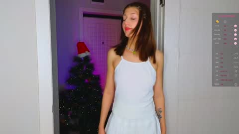 Hello boys and girls Im Eva online show from December 28, 2024, 3:41 am