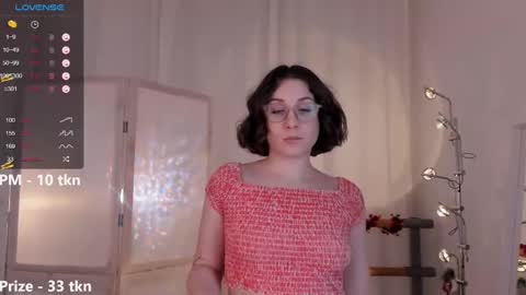 eva_moss_ online show from December 21, 2024, 9:24 pm