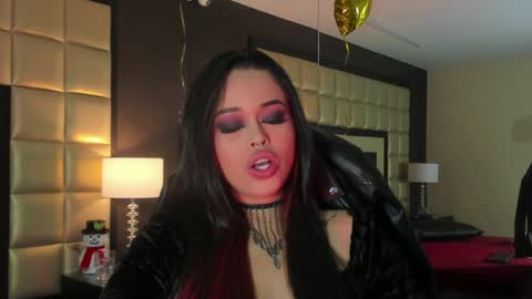 evaafoxxy_ online show from January 6, 2025, 11:46 am