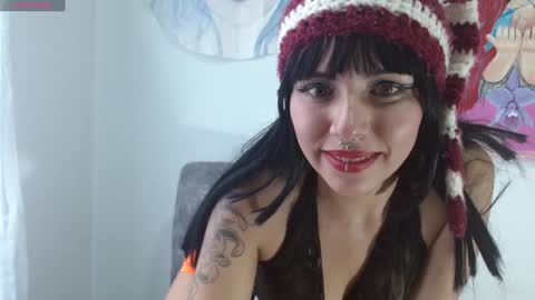 evamaria_0 online show from December 20, 2024, 9:20 pm