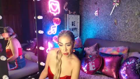 EvelynaGrey online show from December 11, 2024, 11:59 pm