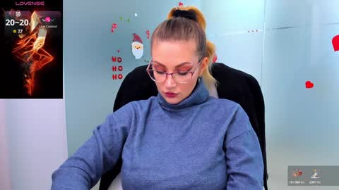 evelyne_rose online show from December 8, 2024, 5:50 am