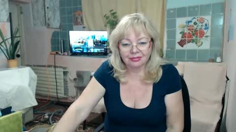 BarbaraBlondy online show from January 13, 2025, 7:40 pm