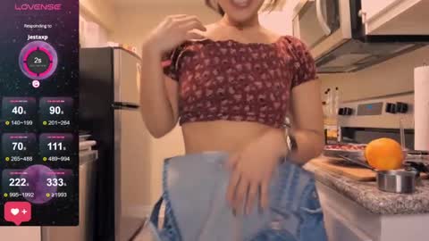 Evie Luna online show from November 27, 2024, 10:42 pm