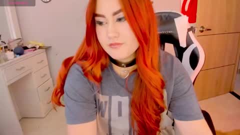 evva_foxxy online show from January 10, 2025, 3:32 pm