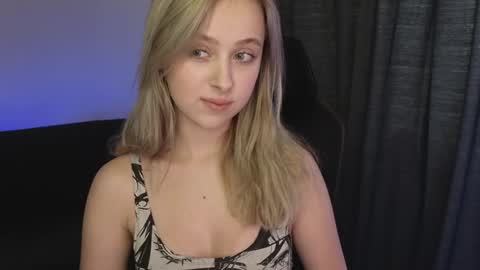 Chloe  next stream  3 online show from December 3, 2024, 5:08 am