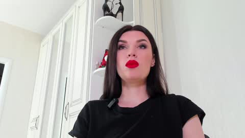 femdomheels online show from December 30, 2024, 2:53 pm