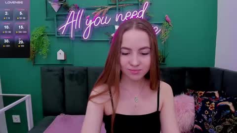 Angelina  follow me kiss online show from November 20, 2024, 7:29 am