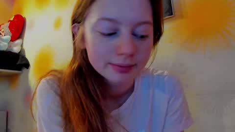 fire_luna online show from January 1, 2025, 8:08 am