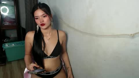 foxygoddess19 online show from January 14, 2025, 6:07 pm