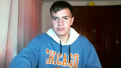 franccesco_699 online show from November 18, 2024, 3:42 pm