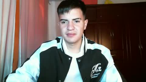 franccesco_699 online show from November 30, 2024, 4:03 pm