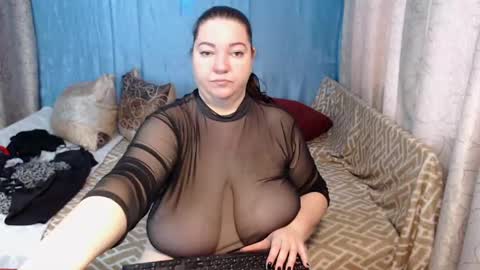 frau_becky online show from December 21, 2024, 7:49 am