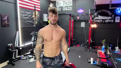 freakyfitking online show from November 18, 2024, 2:17 pm