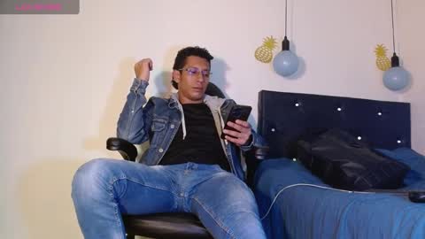 Ricardodominic 1   MODELO INDEPENDIENTE online show from November 21, 2024, 6:56 am