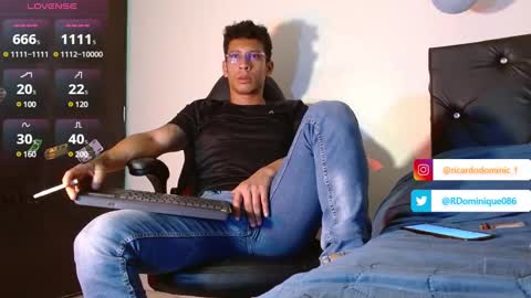 Ricardodominic 1   MODELO INDEPENDIENTE online show from November 23, 2024, 4:45 am